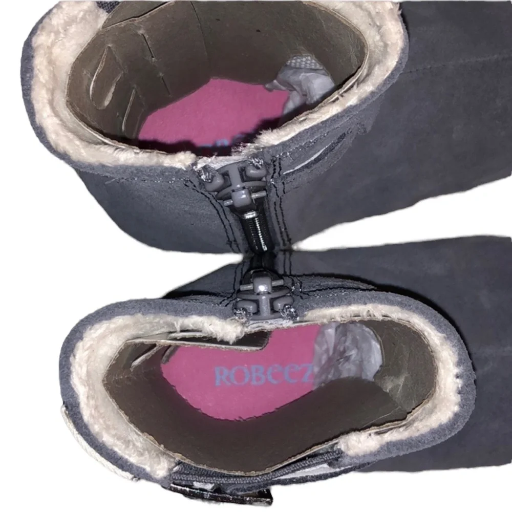 Robeez Mini Shoez Gray Boots